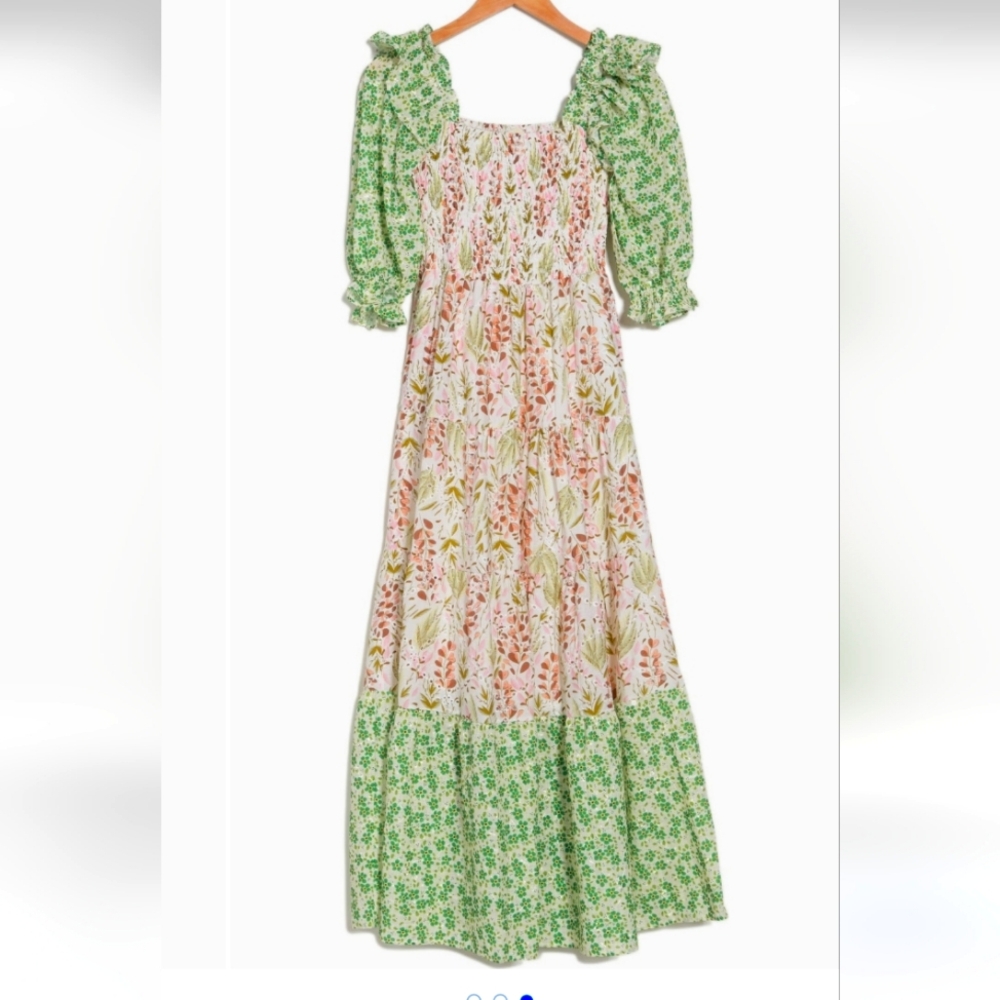 Melloday Floral Print , Maxi Dress Size Small NWT.